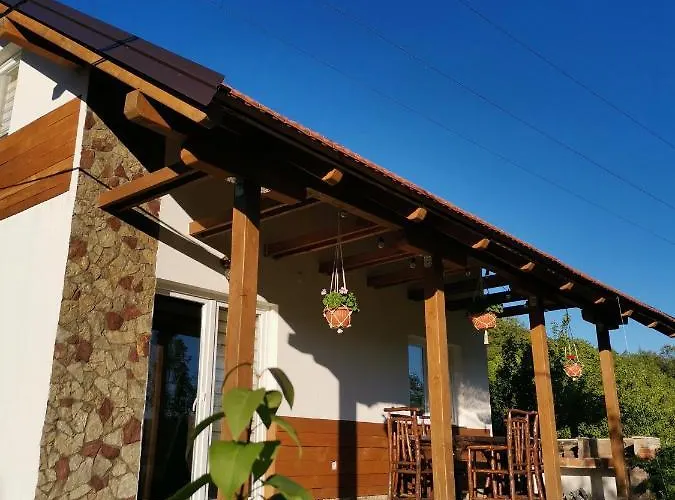 Villa Nektar Park Sara *